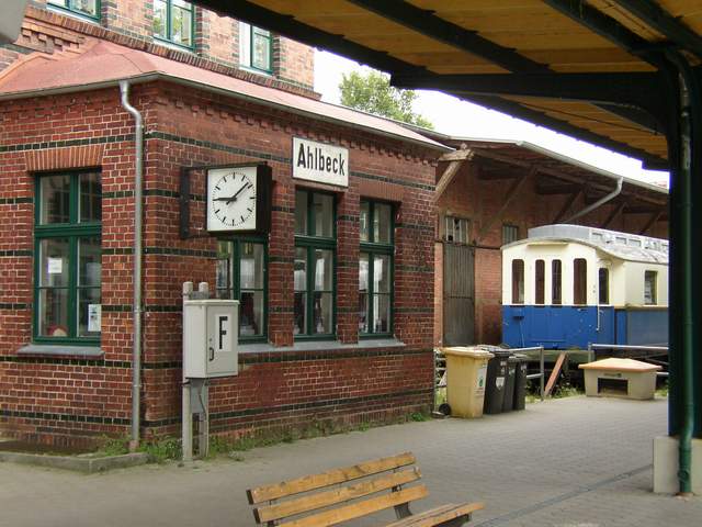 bahnhof